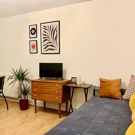 London Apartment Finsbury Park Zone 2 - 10 Minutes To Central London Eksteriør billede